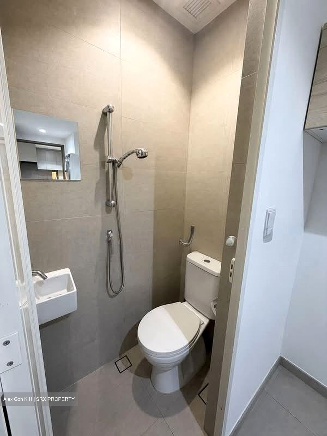 Seaside Residences (D15), Apartment #578742131